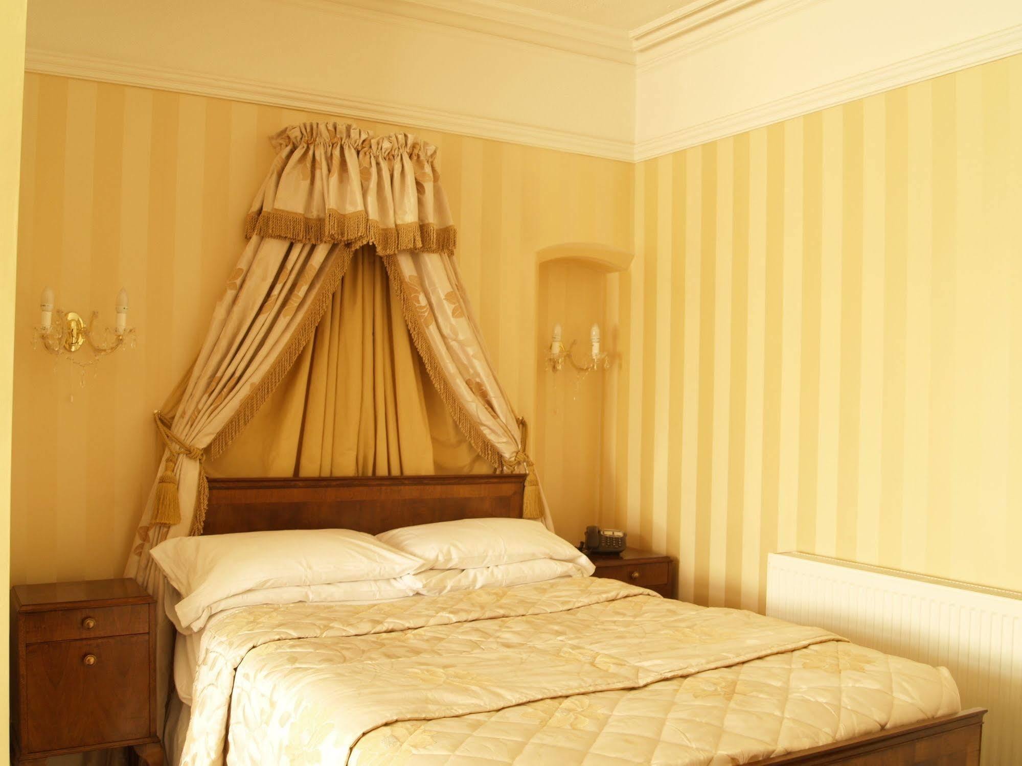 Normanhurst Hotel Sale Kültér fotó