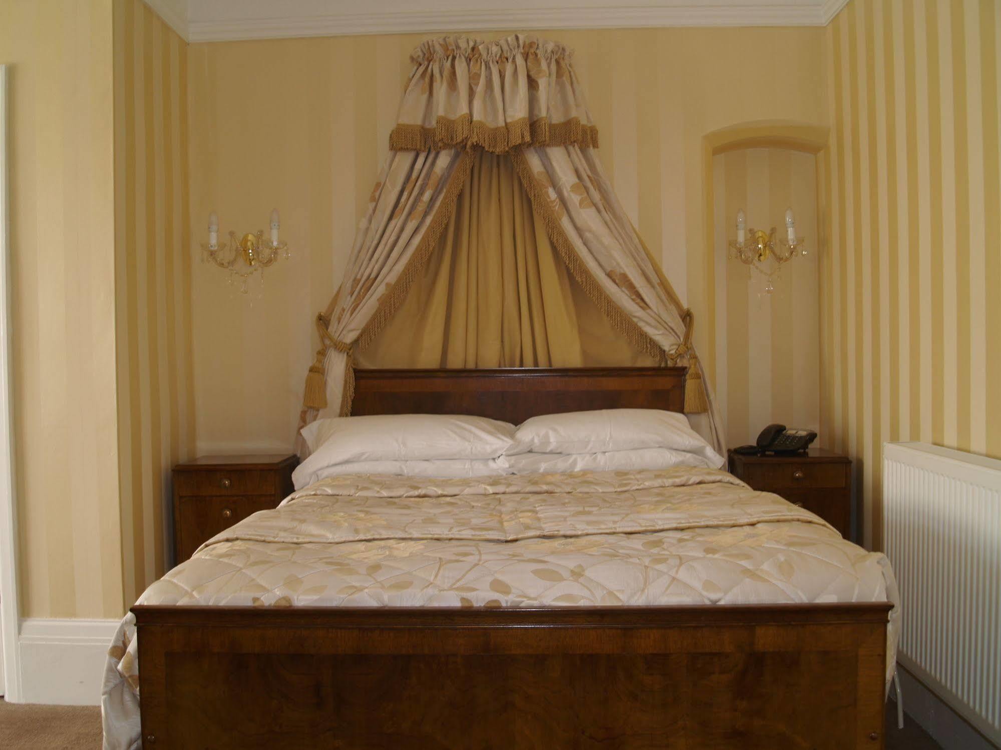 Normanhurst Hotel Sale Kültér fotó